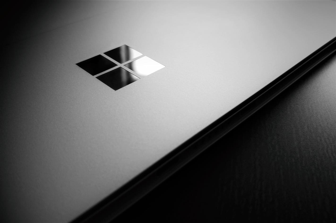 Microsoft Windows logo, Windows 10, wooden surface, laptop, lighting equipment, HD wallpaper