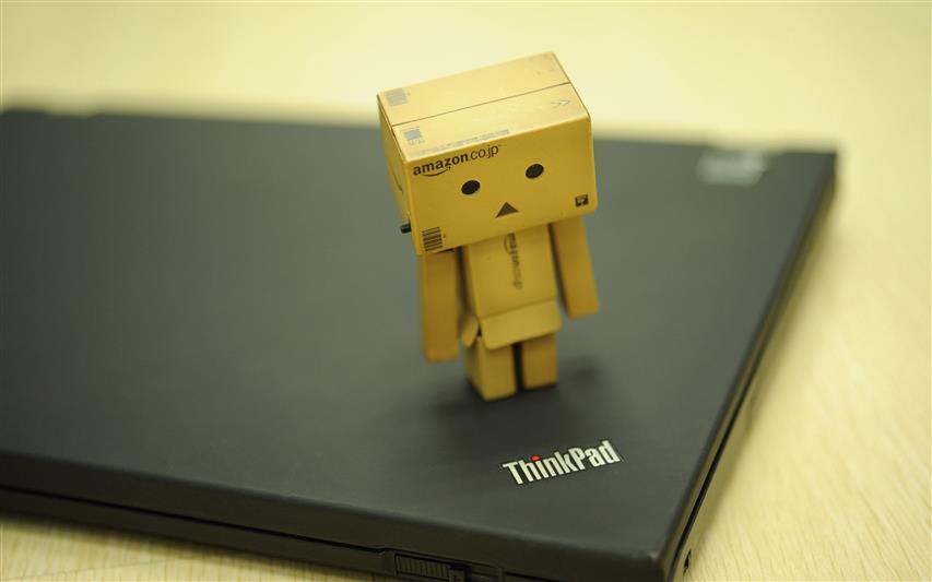 black Lenovo ThinkPad, danboard, robot, stand, box - Container, HD wallpaper